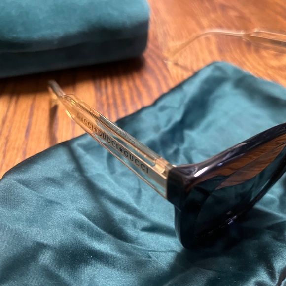 Gucci women’s sunglasses black - Picture 3 of 7